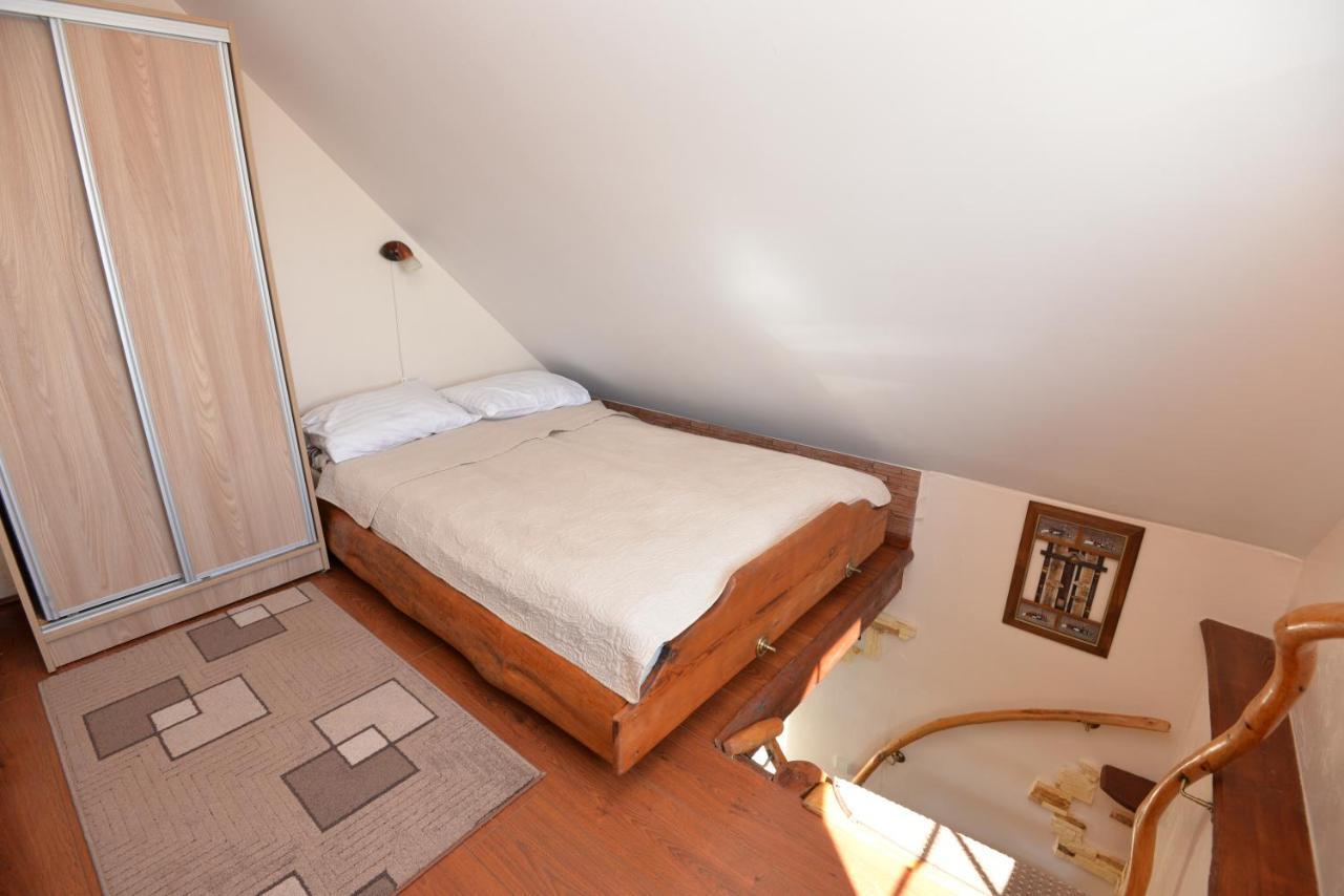 Hotel Preiloje Pas Zilvina à Neringa Extérieur photo